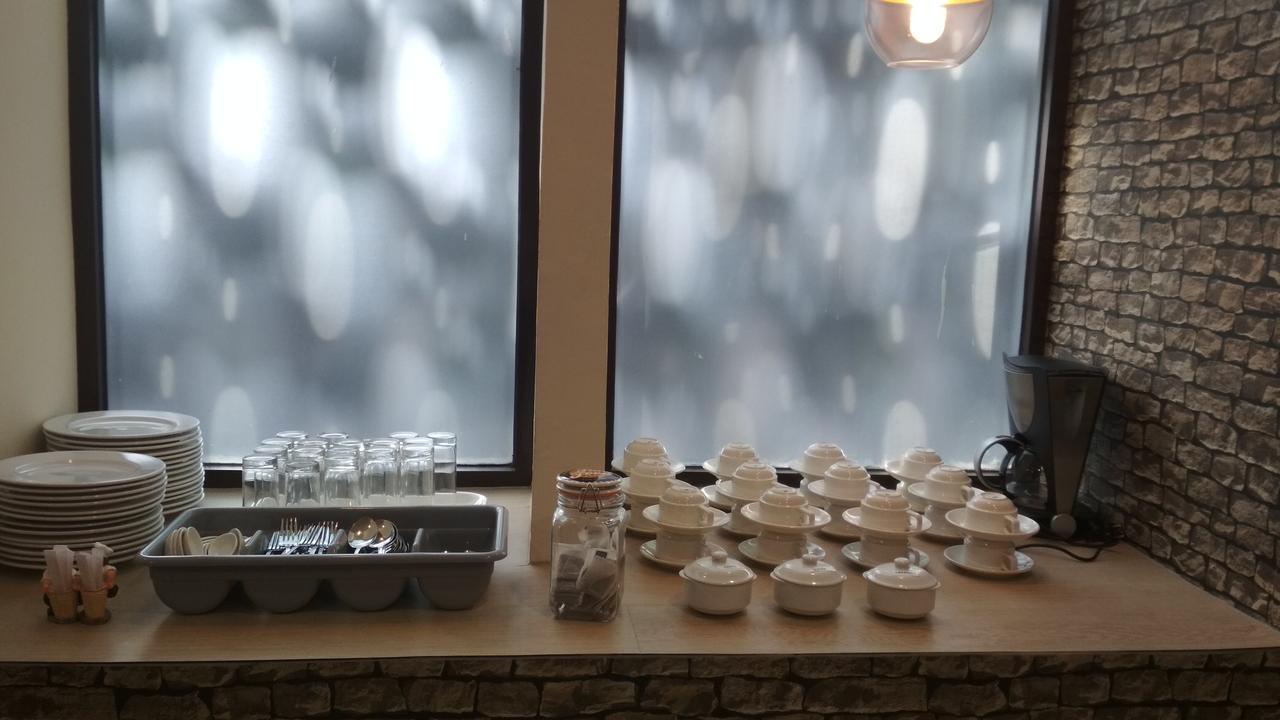 Kitara Hotel Jakarta Extérieur photo