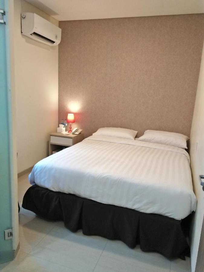 Kitara Hotel Jakarta Chambre photo